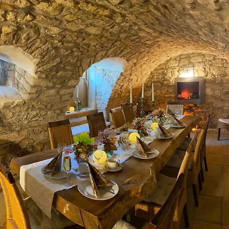 Geibelhof - In Mediterraner Hofreite Nahe Frankfurt Am Main