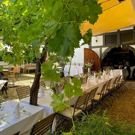 아파트 Geibelhof - In Mediterraner Hofreite Nahe Frankfurt Am Main