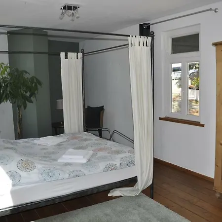 Geibelhof - In Mediterraner Hofreite Nahe Frankfurt Am Main